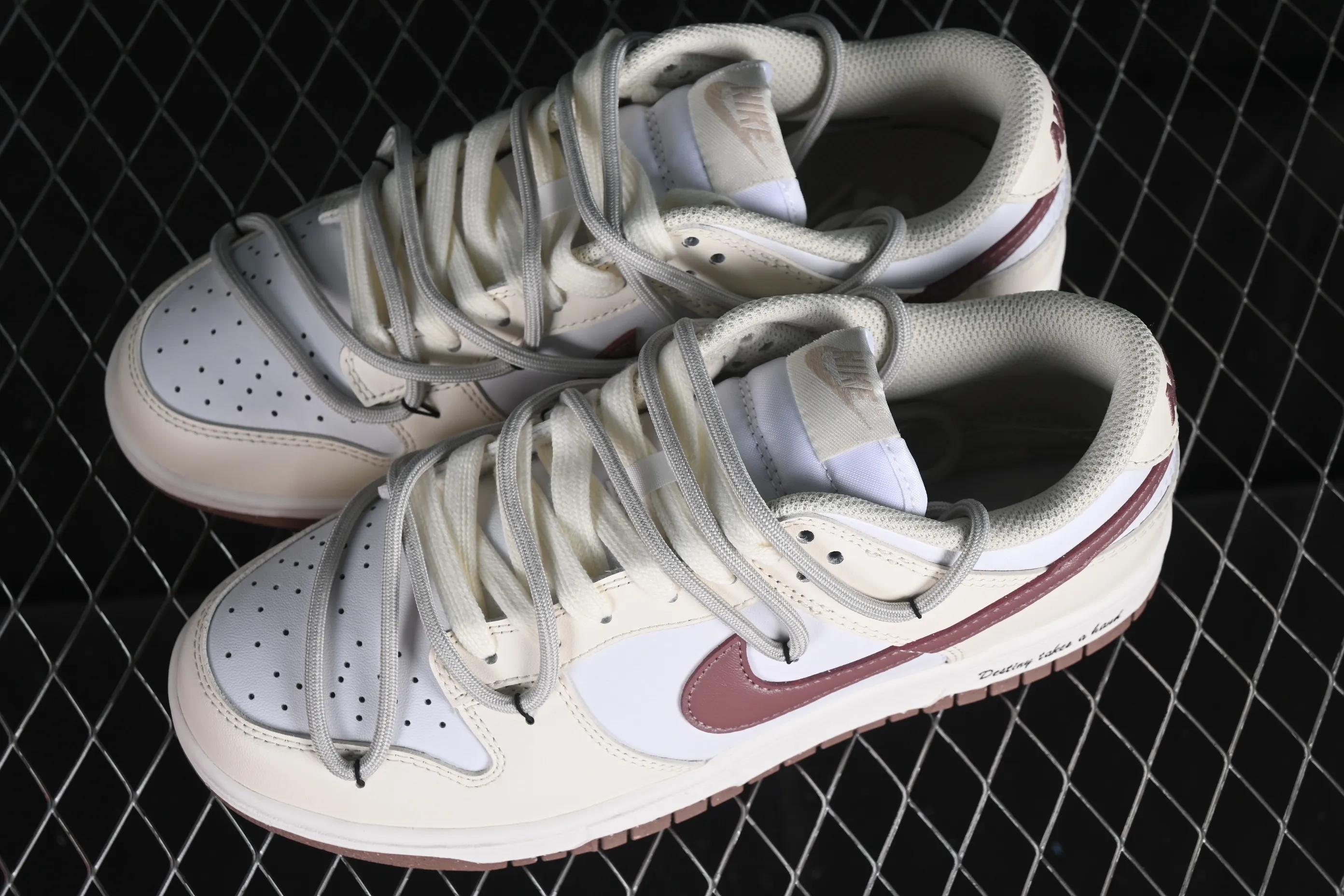 All categories Nk SB Dunk series Nk SB Dunk Low low-top sneakers Nk Dunk Low "Next Nature" milk white dark brown SB strap low-top casual sneakers DD1873-103